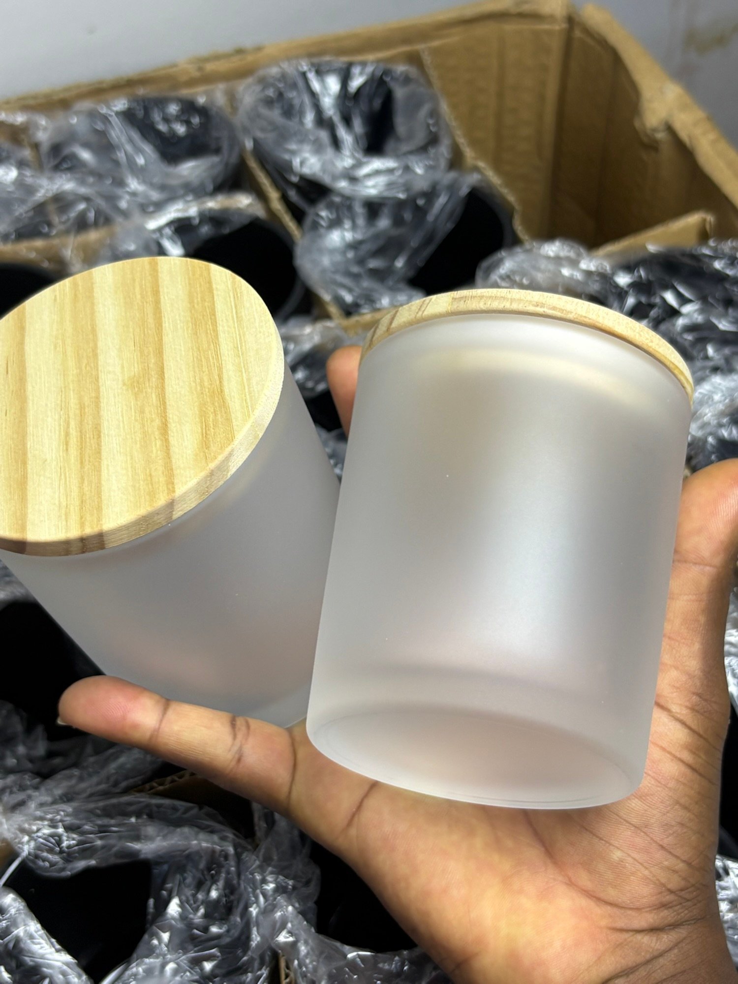 Candle jars with wooden lid (frosted)- 300 mls